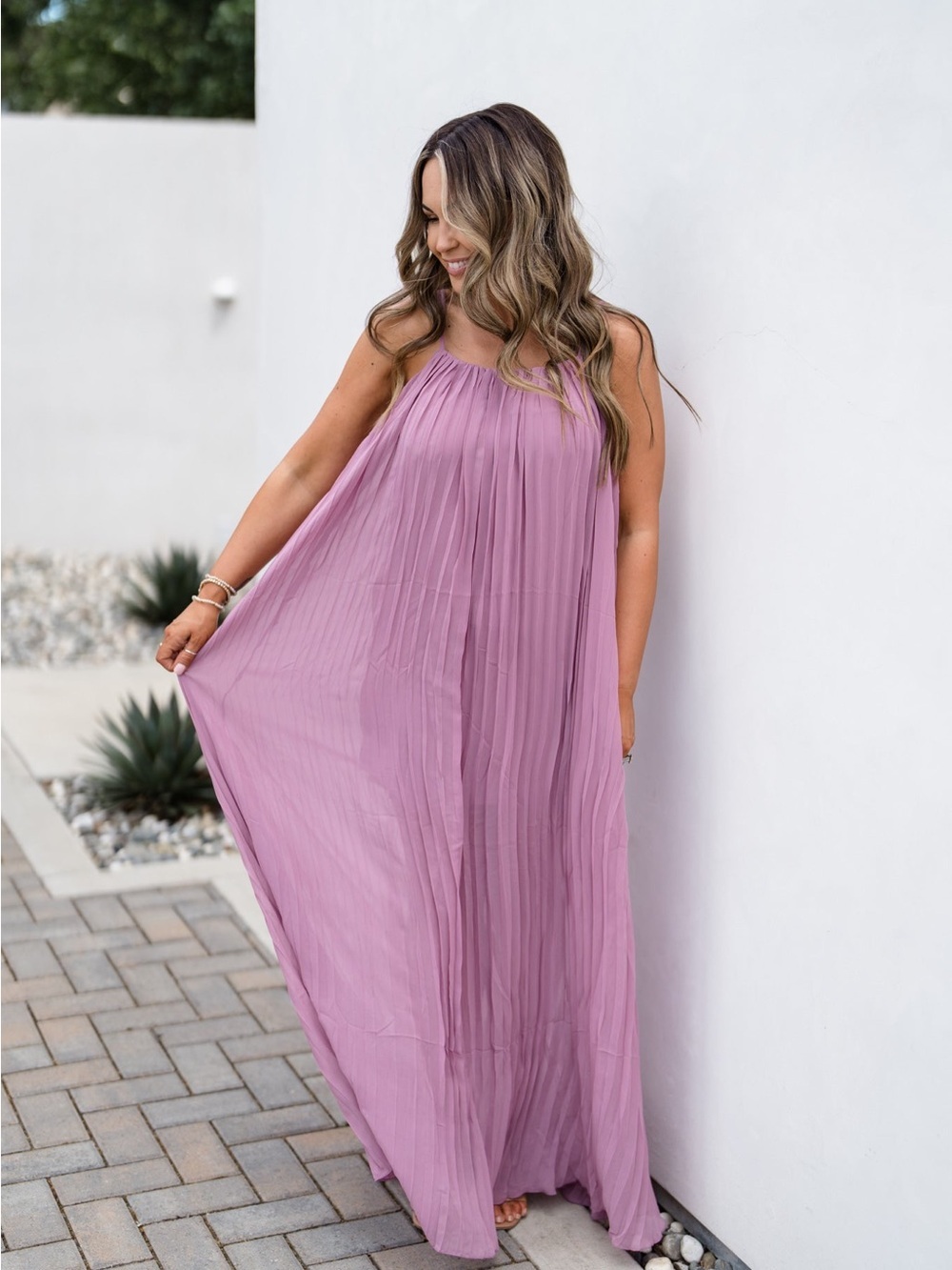 Aakaa Pleated Flowy Maxi Dress in Dusty Mauve